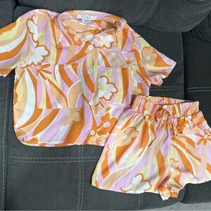 Cute 2 piece short set size xs